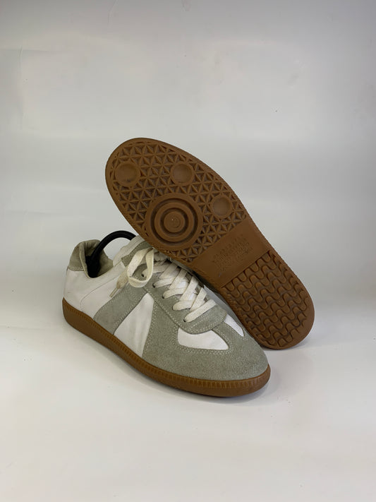 Maison Margiela Replica (UK8)