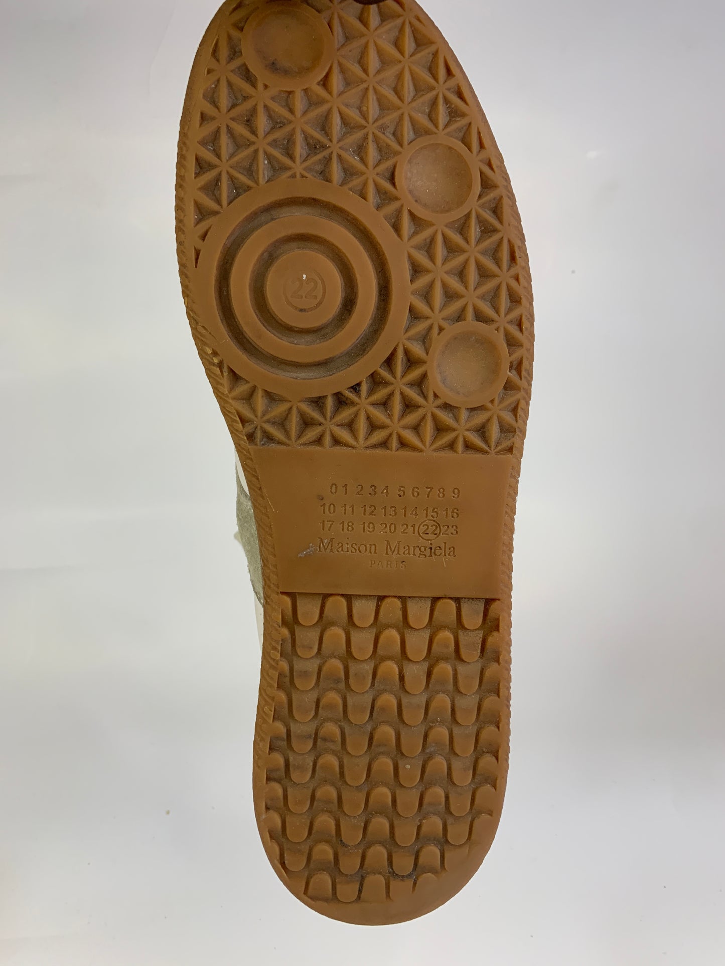Maison Margiela Replica (UK8)