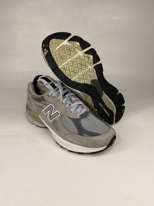 New Balance 990v3 (UK6)