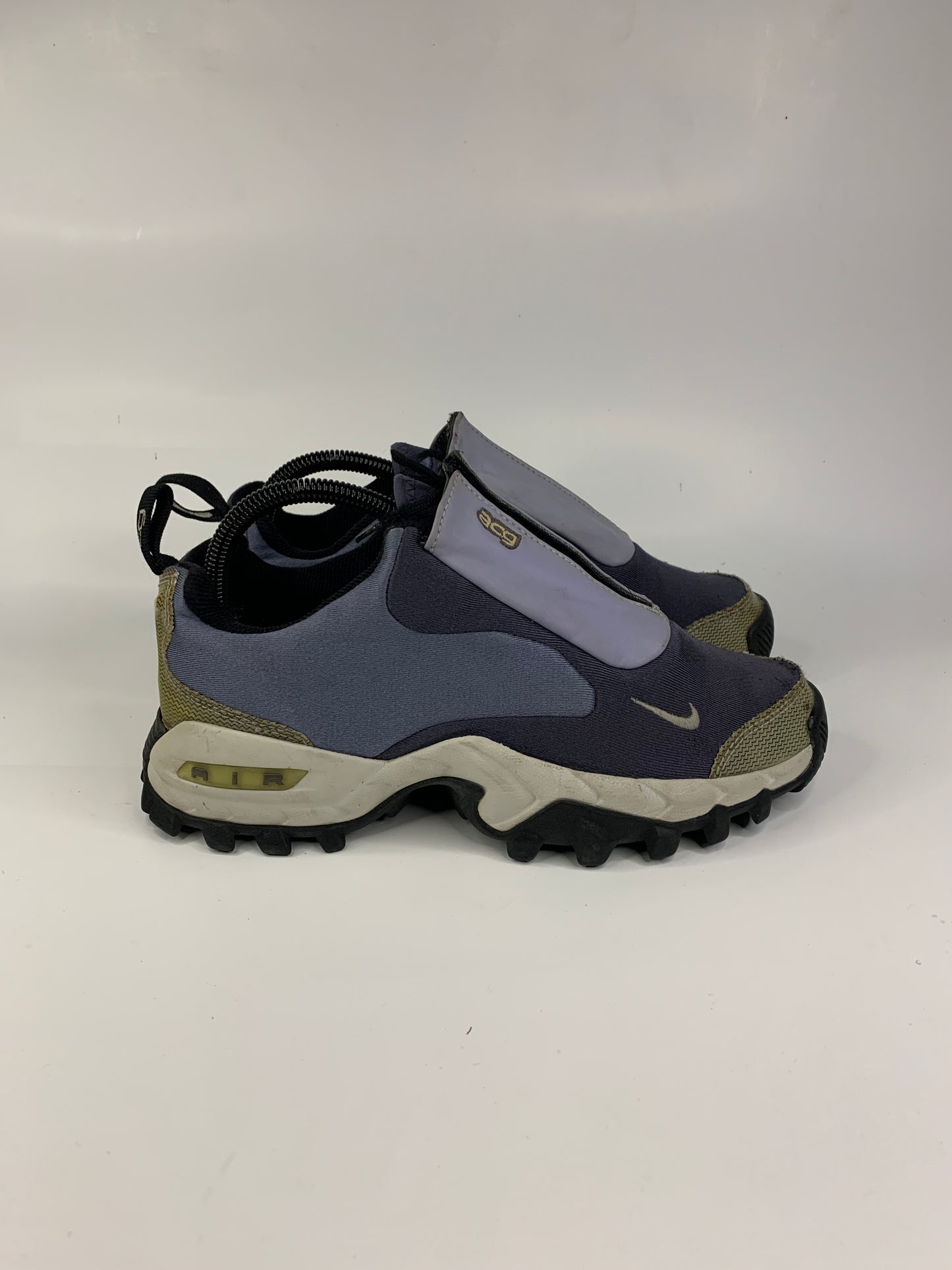 Nike ACG wailuku (UK5.5)